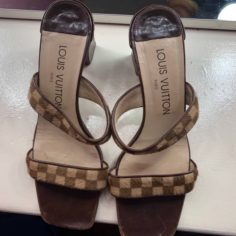SOLD‼️‼️‼️ Louis Vuitton heels